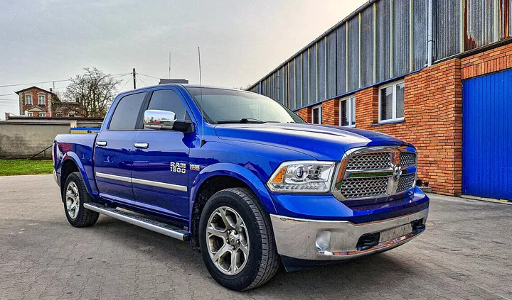 dodge ram Dodge RAM cena 99000 przebieg: 166000, rok produkcji 2018 z Strzelno